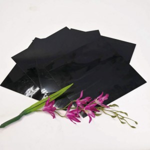 Hot výprodej 1,0 mm černé vysoce lesklé tvrdé polyesterové plastové fólie pro nábytek dekor